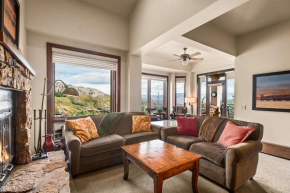 Chamonix 46, Snowmass Ski-In/Ski-Out Condo w/Shared Hot Tub/Pool